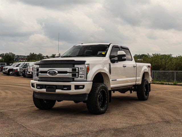 2018 Ford Super Duty F-350 Limited 6.7L FX4 in Cars & Trucks in Strathcona County - Image 4