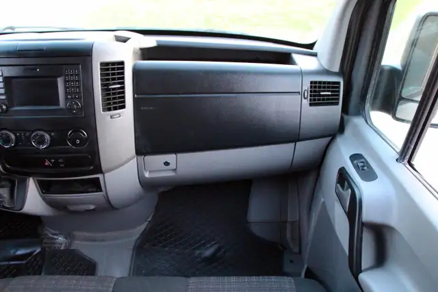 2017 Mercedes-Benz Sprinter 2500 170"+3-Passenger+Certified dans Autos et camions dans Région de Mississauga/Peel - Image 18