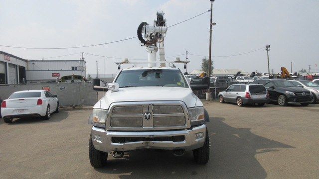 2011 Dodge RAM 5500 SLT CREW CAB WITH ALTEC BUCKET BOOM in Cars & Trucks in Edmonton - Image 3