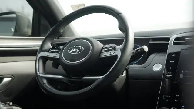 2022 Hyundai Santa Cruz Preferred AWD w/Trend Pkg | Leather in Cars & Trucks in Guelph - Image 18