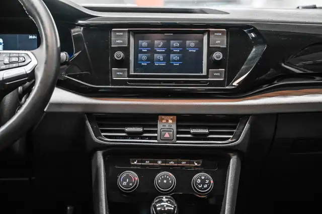 2023 Volkswagen Taos Trendline 1.5T 7sp at DSG w/ Tip 4M Certifi in Cars & Trucks in City of Montréal - Image 30