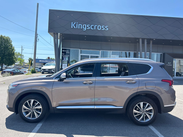 2020 Hyundai Santa Fe Preferred 2.4 w/Sun & Leather Package P... in Cars & Trucks in City of Toronto - Image 2