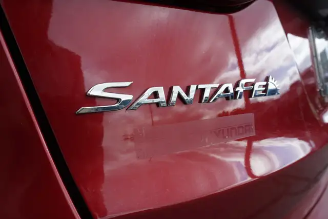 2018 Hyundai Santa Fe in Cars & Trucks in Oakville / Halton Region - Image 30