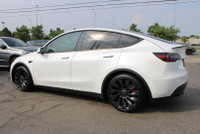 Dual Motor AWD DON'T PAY EXTRA FOR SAFETY CERTIFICATION Elevate Your Drive With This 2022 Tesla Mode... (image 4)