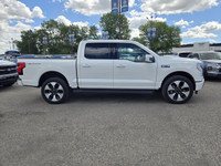 DEMO SPECIAL!!!!! This Brand New STAR WHITE METALLIC TRI-COAT 2024 FORD F-150 LIGHTNING PLATINUM is... (image 5)