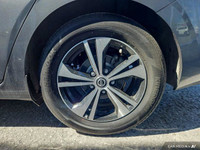 Elevate your everyday commute in Ottawa with this 2022 Nissan Sentra SV, a stylish and practical sed... (image 9)