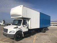 2012 FREIGHTLINER M2 Movers Box 28' Moving Truck