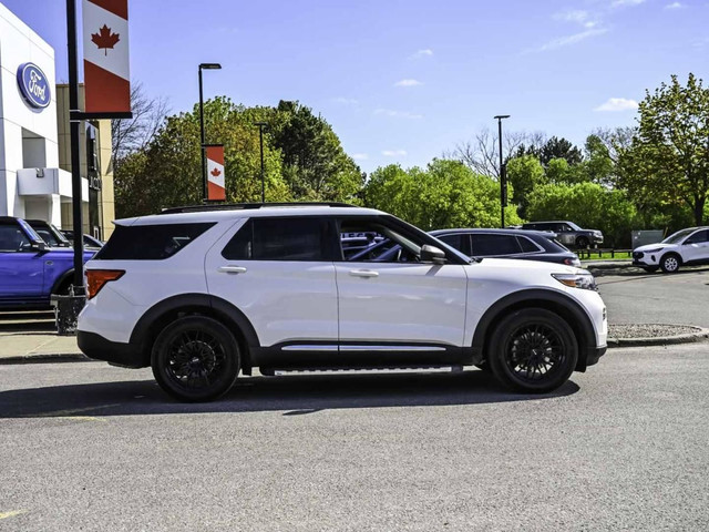 2022 Ford Explorer XLT in Cars & Trucks in Ottawa - Image 2