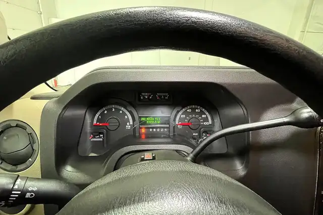 2010 Pleasure-Way Excel TS – Pre-Owned Class B Motorhome. in RVs & Motorhomes in Red Deer - Image 17