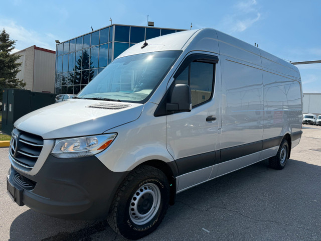 2019 Mercedes-Benz Sprinter Cargo Van Sprinter 2500 - CARGO - 17 in Cars & Trucks in Oakville / Halton Region