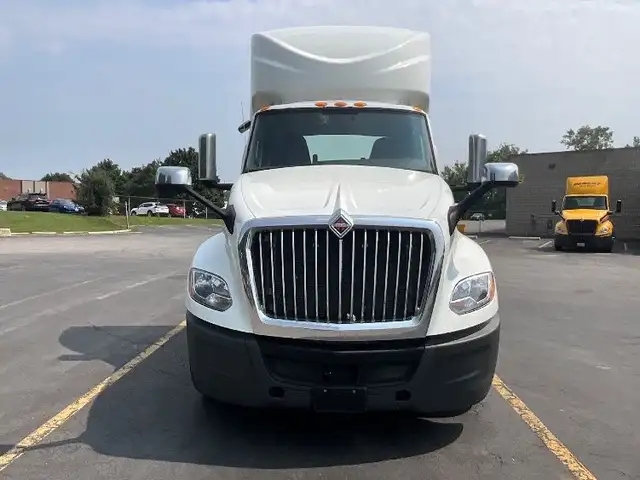 2019 International LT625 in Heavy Trucks in Mississauga / Peel Region - Image 3