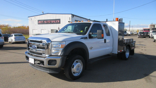 2015 Ford F-550 XLT EXTENDED CAB FLAT DECK LOW KM'S in Cars & Trucks in Edmonton - Image 2