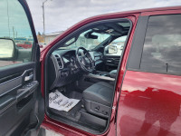 Tow Hitch, Cargo Box Lights, Rear Camera, Streaming Audio, Push Button Start, Cruise Control, Proxim... (image 8)