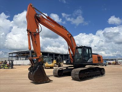 2018 Hitachi ZX290 in Heavy Equipment in Winnipeg