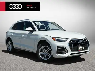 This Audi Q5 delivers a Intercooled Turbo Gas/Electric I-4 2.0 L/121 engine powering this Automatic...