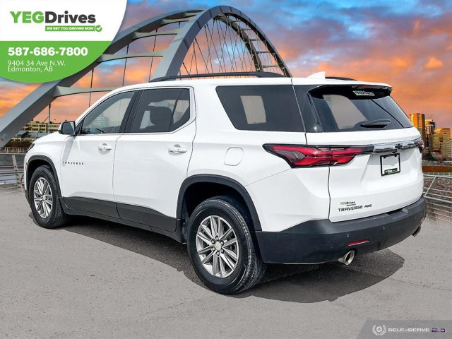 2022 Chevrolet Traverse in Cars & Trucks in Edmonton - Image 4