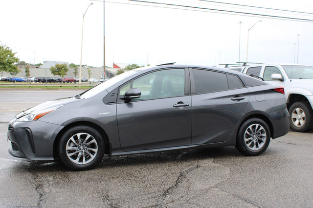 2019 Toyota Prius in Cars & Trucks in Oakville / Halton Region - Image 3