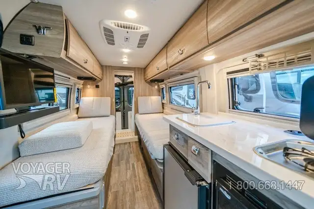 2025 Winnebago Travato 59K in RVs & Motorhomes in Kelowna - Image 6