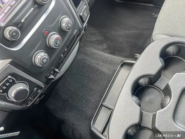 2023 Ram 1500 Classic SLT | Hemi V8 | Trailer Tow Pkg. | 20 in Cars & Trucks in Guelph - Image 19