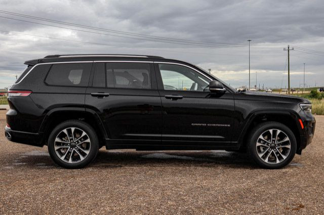 2022 Jeep Grand Cherokee L OVERLAND 4X4 HEMI LEATHER SUNROOF in Cars & Trucks in Strathcona County - Image 4