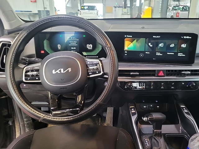 2024 Kia Sorento LX AWD - 7 Passenger, Heated Seats, Backup Came in Cars & Trucks in Winnipeg - Image 3