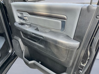 WE CAN GET YOU APPROVED ON THIS 2023 RAM 1500 SLT CREW CAB 4X4 TODAY FEATURED OPTIONS -Premium cloth... (image 8)