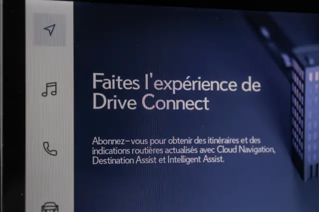 2022 Lexus NX NX 350h / camera / bluetooth / volant chauffant Bi in Cars & Trucks in Laval / North Shore - Image 9