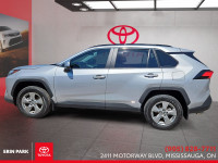 XLE Engine: 4 Cylinder Engine 2.5L L/100Km City: 5.8 L/100Km Hwy: 6.3 (image 4)