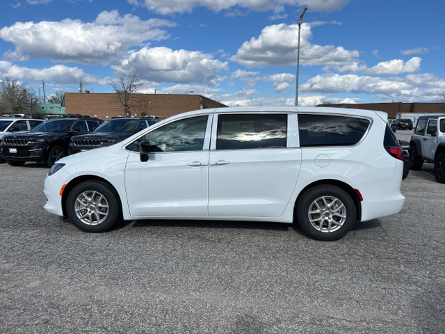 2024 Chrysler Grand Caravan SXT in Cars & Trucks in Markham / York Region - Image 2