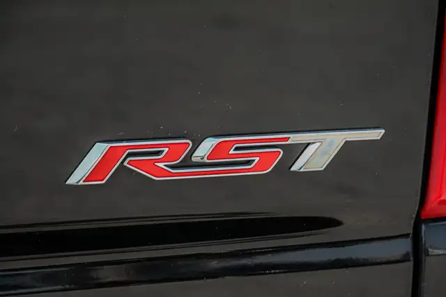 2022 Chevrolet Silverado 1500 RST Z71 Awd 4X4 Crew Cab / 5.3L V8 in Cars & Trucks in City of Montréal - Image 13