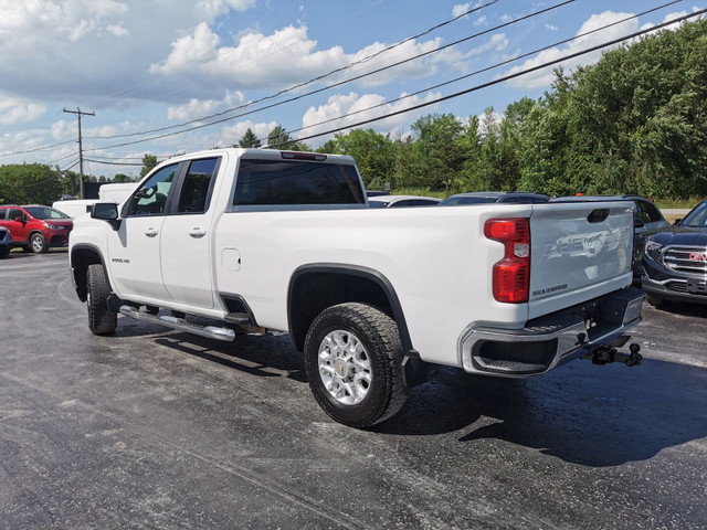 2021 Chevrolet Silverado 2500HD in Cars & Trucks in Belleville - Image 4