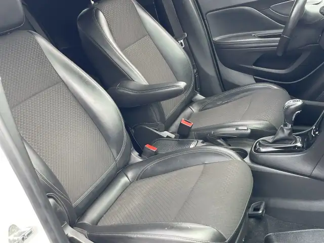 2018 Buick Encore Preferred Awd 4X4 / Carplay et Android / Camer in Cars & Trucks in City of Montréal - Image 31