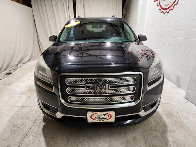 2015 GMC Acadia in Cars & Trucks in Windsor Region - Image 2