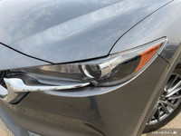 This Mazda CX-5 has a powerful Regular Unleaded I-4 2.5 L/152 engine powering this Automatic transmi... (image 9)