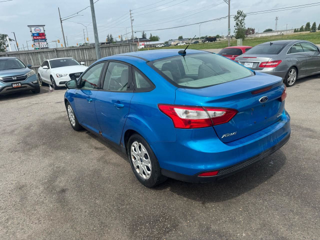 2013 Ford Focus SE, AUTO, ONLY 166KMS, DRIVES WELL, AS IS SPECIA in Cars & Trucks in London - Image 3