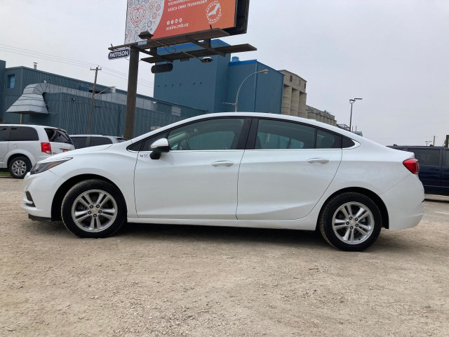  2018 Chevrolet Cruze 4dr Sdn 1.4L LT w/1SD in Cars & Trucks in Winnipeg - Image 3