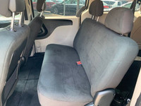CERTIFICATION INCLUDED!! 1 OWNER VAN!! ONLY 76,000KM ALL ORIGINAL 3.6L V6! 7 PASSENGER SEATING!! REA... (image 8)