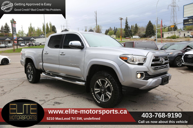 2017 Toyota Tacoma 4WD CREW CAB LIMITED RARE BROWN INTERIOR LOW  in Cars & Trucks in Calgary