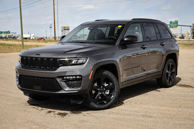 2025 Jeep Grand Cherokee Limited in Cars & Trucks in Strathcona County