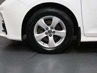 See Dealer Website for Details. 2019 Toyota Sienna LE Engine: V6 Cylinder Engine 3.5L L/100Km City:... (image 3)