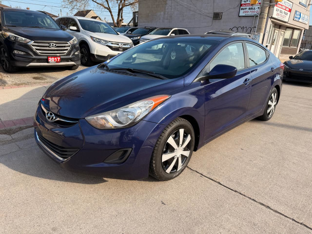 2013 Hyundai Elantra 4dr Sdn Auto in Cars & Trucks in Hamilton - Image 2