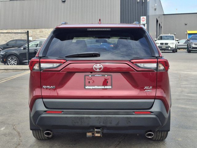 2020 Toyota RAV4 XLE AWD | Sunroof | Radar Cruise in Cars & Trucks in Guelph - Image 4