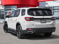 Engine: 3.5L 6cyl. L/100Km City: 12.4 L/100Km Hwy: 9.3 (image 3)