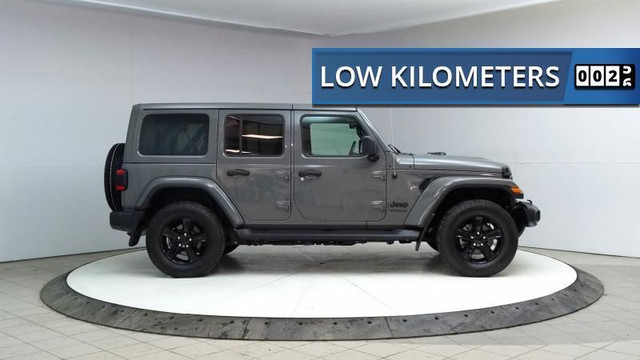 2021 Jeep Wrangler SAHARA - Low Mileage in Cars & Trucks in Lethbridge - Image 2