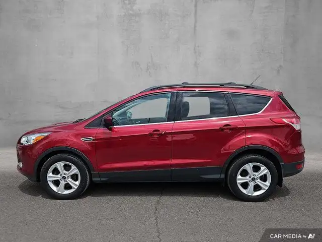 2016 Ford Escape SE in Cars & Trucks in Ottawa - Image 3