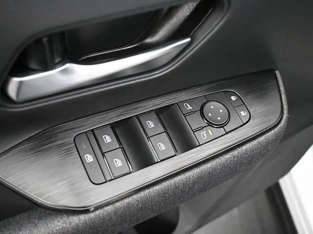 2025 Nissan Kicks SV (AWD) in Cars & Trucks in Dartmouth - Image 6