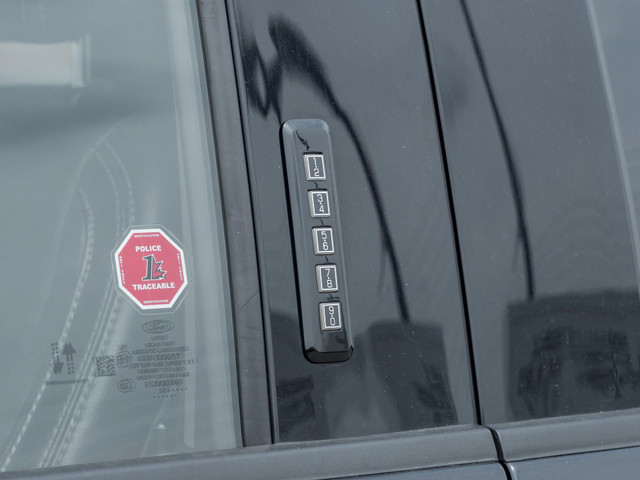 2020 Ford F-150 XLT Lariat, Well Maintained, Loaded in Cars & Trucks in Markham / York Region - Image 2