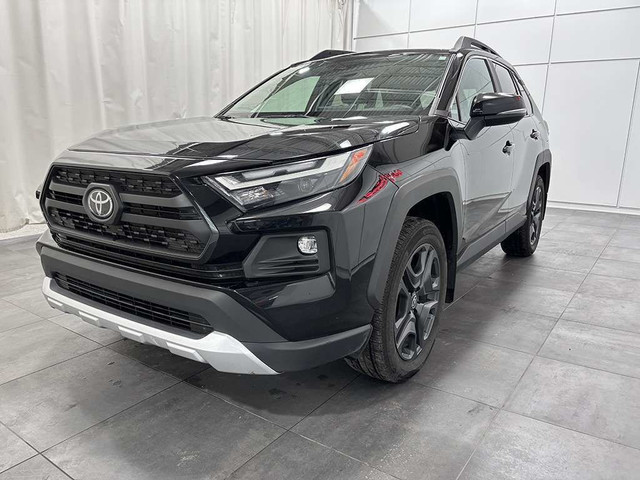 2022 Toyota RAV4 TRAIL AWD - INT. CUIR - MAGS 19 PO. - TOIT OUVR in Cars & Trucks in Québec City - Image 3