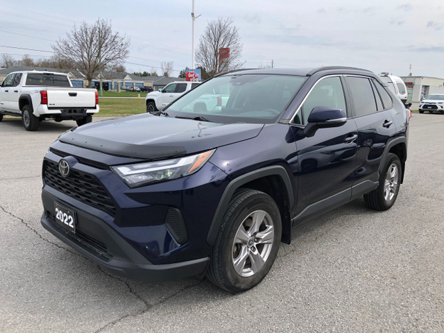 2022 Toyota RAV4 XLE AWD XLE ONE OWNER in Cars & Trucks in Belleville