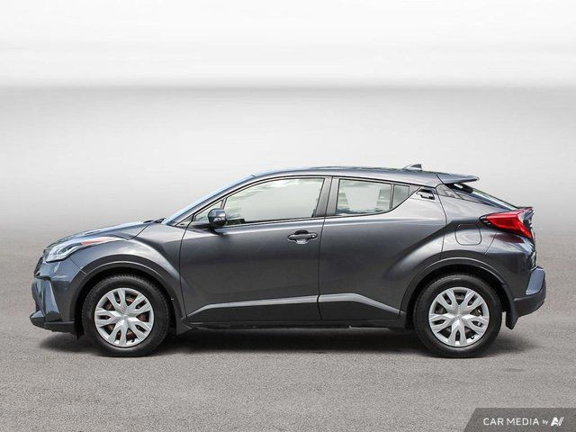 2020 Toyota C-HR LE | Fwd | Clean Carfax | Heated Seats | Back in Cars & Trucks in Hamilton - Image 2